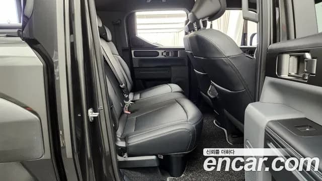 2026 Kia Tasman 2.5T Gasoline 4WD Sold VIN KNCSBY7BDTA001244 – side profile 2026 Kia Tasman 2.5T Gasoline 4WD Sold VIN KNCSBY7BDTA001244 – side profile