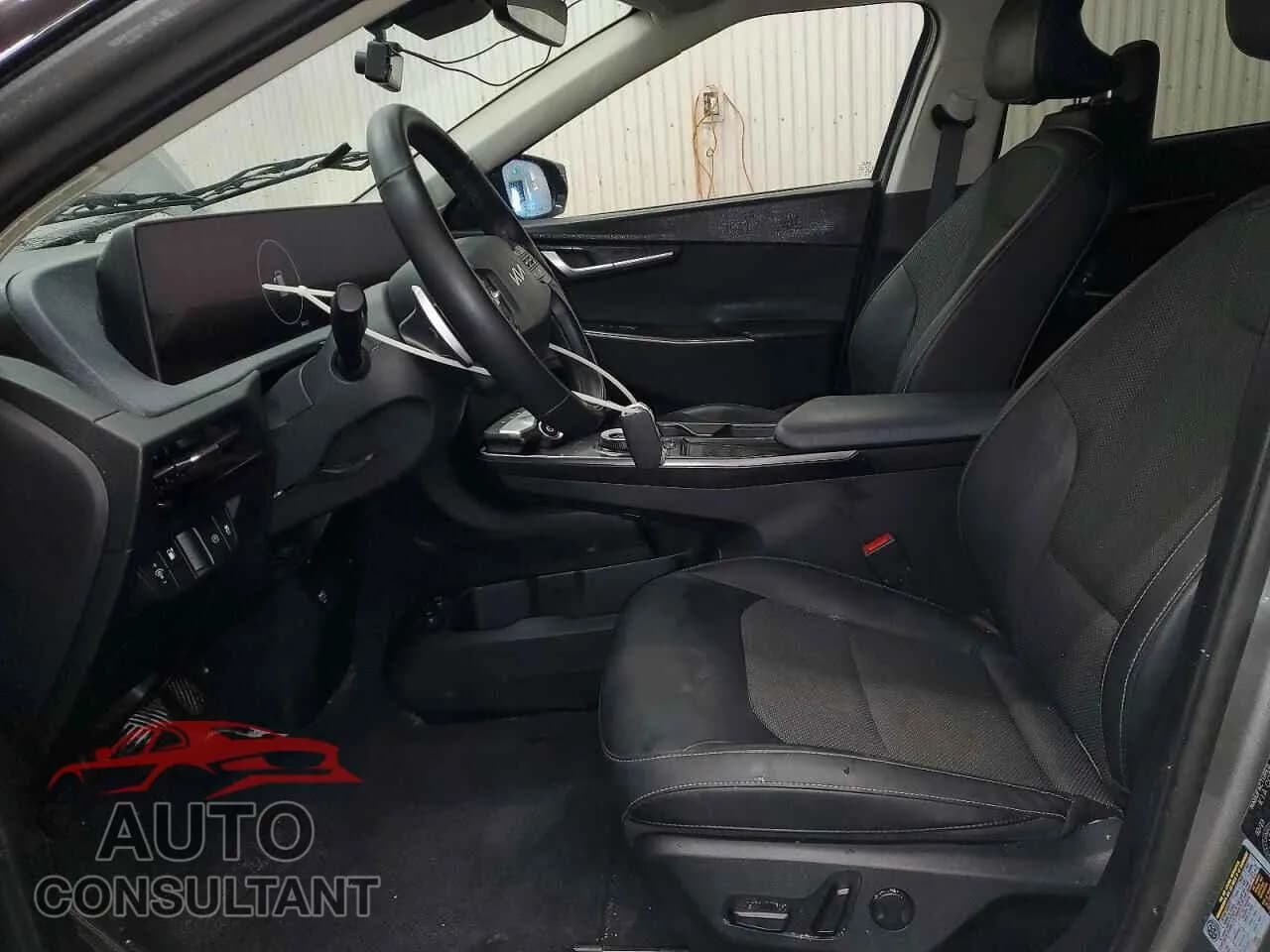 2023 KIA EV6 LIGHT Damaged VIN KNDC3DLC4P5125811 – exterior detail 2023 KIA EV6 LIGHT Damaged VIN KNDC3DLC4P5125811 – exterior detail