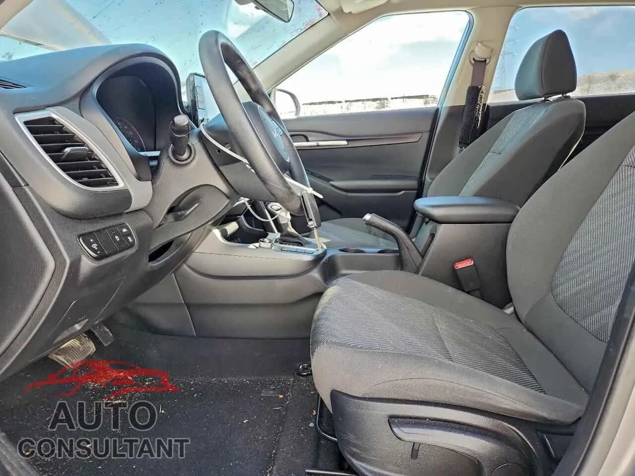 2022 KIA SELTOS Damaged VIN KNDEPCAA7N7319386 – exterior detail 2022 KIA SELTOS Damaged VIN KNDEPCAA7N7319386 – exterior detail