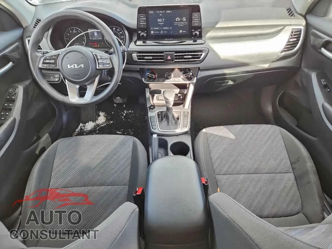 2022 KIA SELTOS Damaged VIN KNDEPCAA7N7319386 – undercarriage 2022 KIA SELTOS Damaged VIN KNDEPCAA7N7319386 – undercarriage