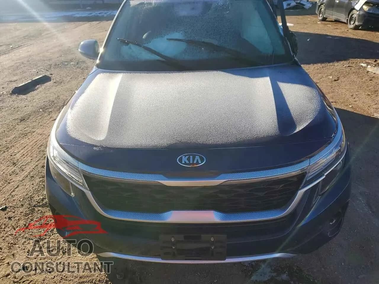 2022 KIA SELTOS Damaged VIN KNDERCAA4N7240770 – photo 11 2022 KIA SELTOS Damaged VIN KNDERCAA4N7240770 – photo 11