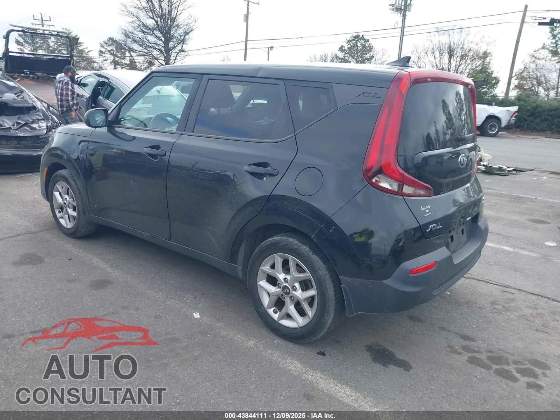 2021 KIA SOUL Damaged VIN KNDJ23AU6M7766488 – side profile 2021 KIA SOUL Damaged VIN KNDJ23AU6M7766488 – side profile