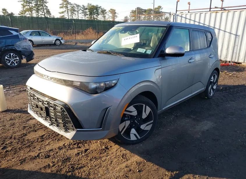 2025 KIA Soul Used VIN KNDJ53AUXS7950966 – trunk area 2025 KIA Soul Used VIN KNDJ53AUXS7950966 – trunk area