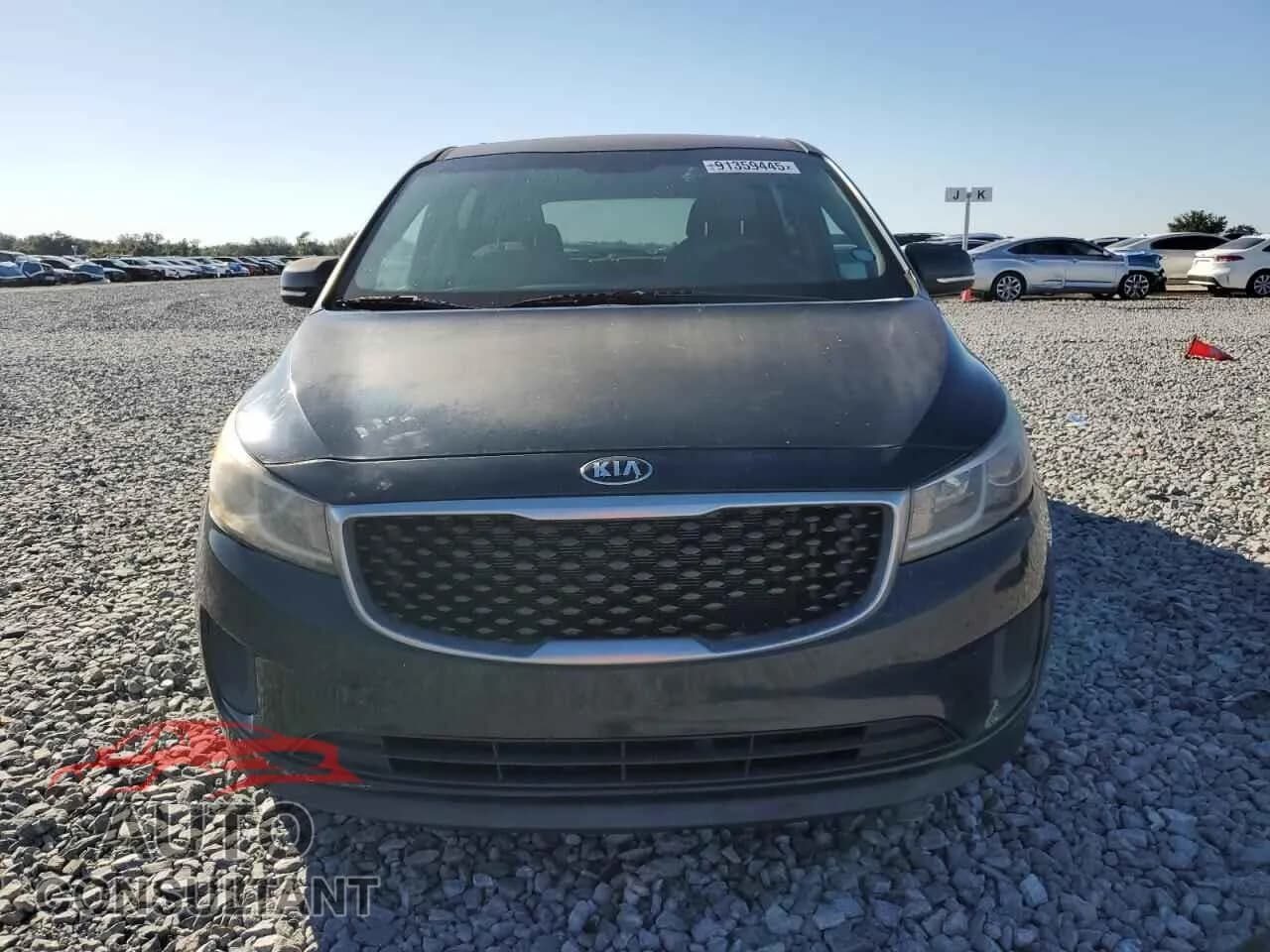 2015 KIA All Models Damaged VIN KNDMB5C17F6060411 – interior seats 2015 KIA All Models Damaged VIN KNDMB5C17F6060411 – interior seats