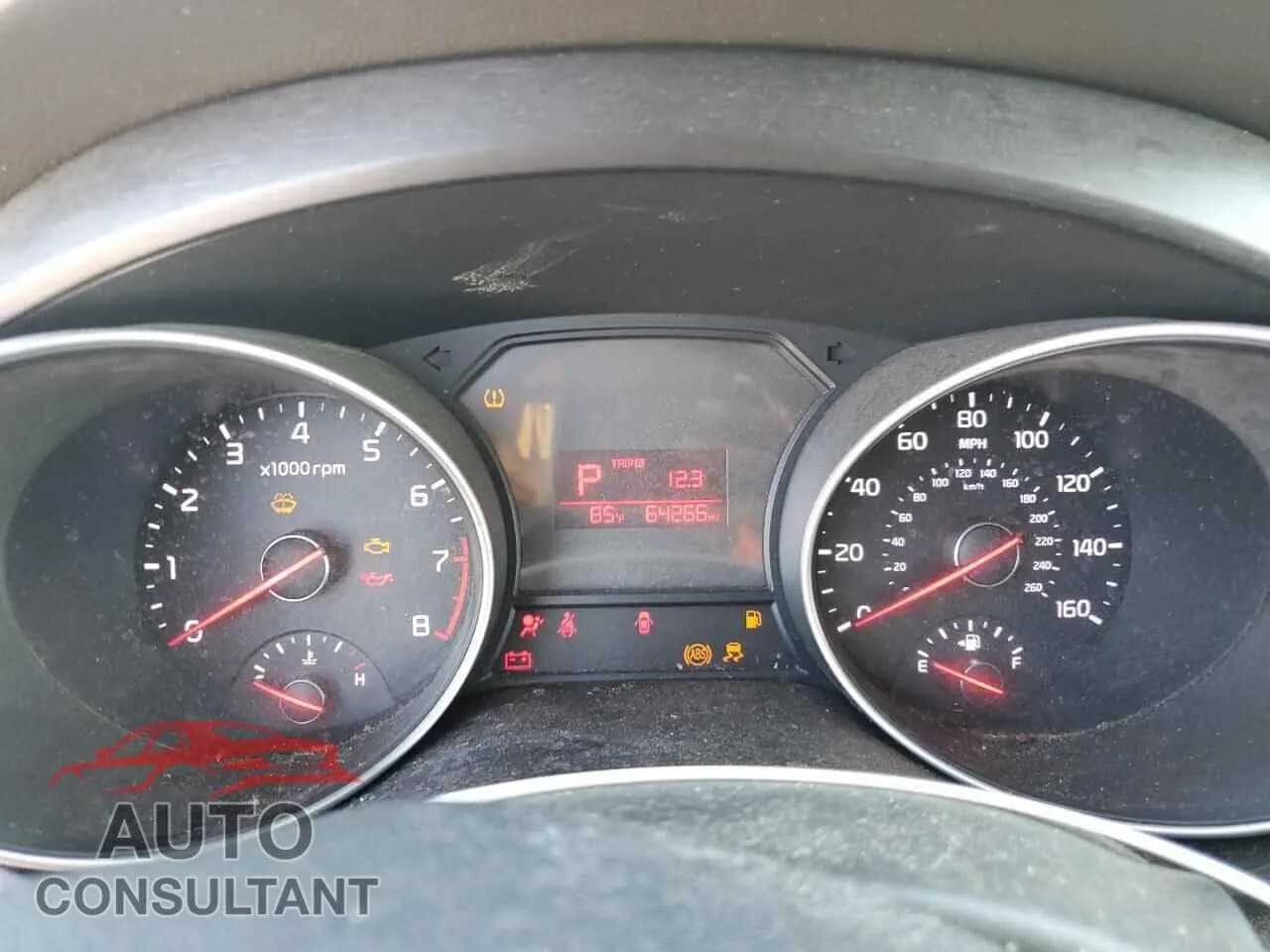 2015 KIA All Models Damaged VIN KNDMB5C17F6060411 – trunk area 2015 KIA All Models Damaged VIN KNDMB5C17F6060411 – trunk area