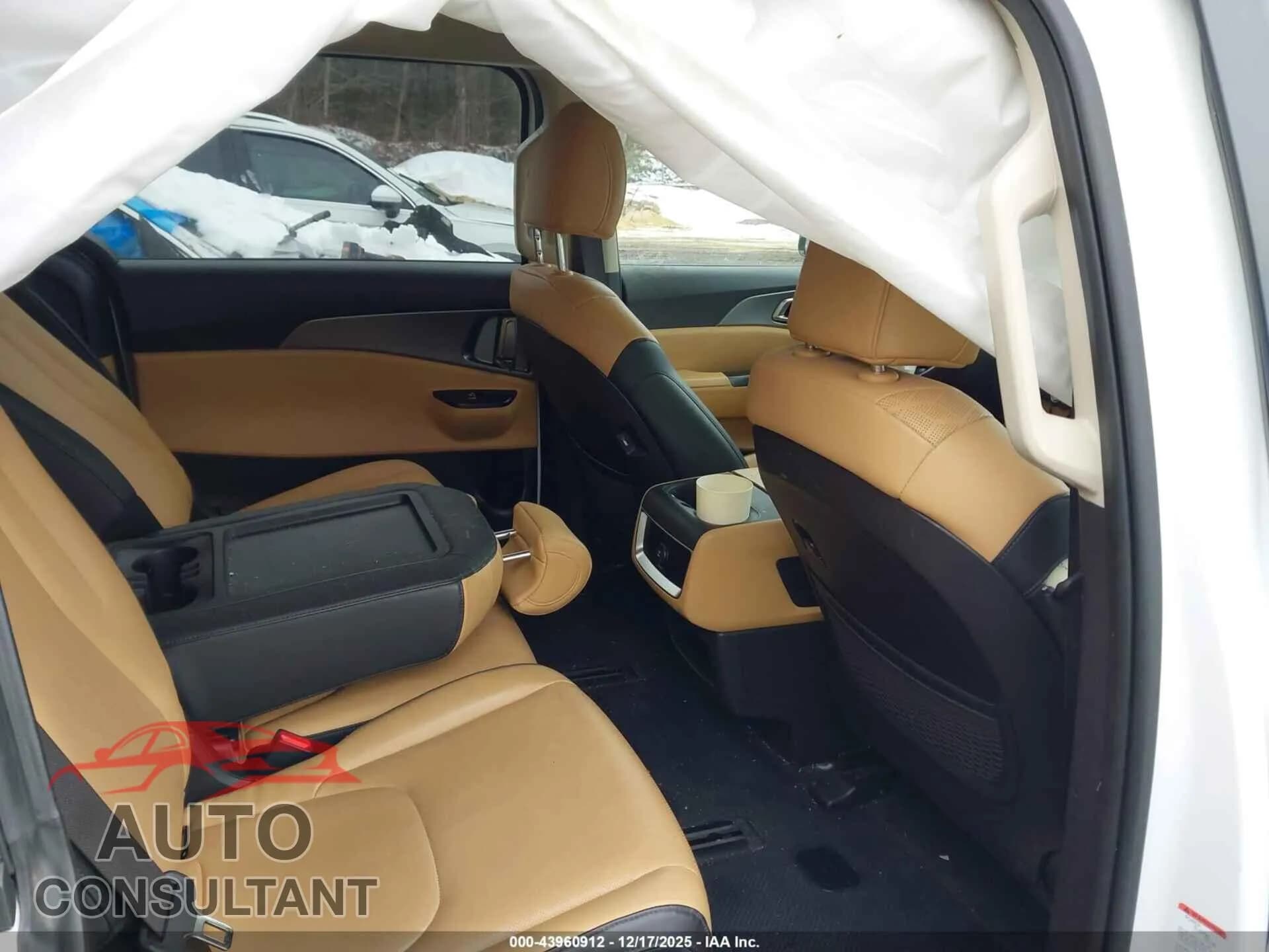 2024 KIA CARNIVAL MPV Damaged VIN KNDNB4H37R6395598 – undercarriage 2024 KIA CARNIVAL MPV Damaged VIN KNDNB4H37R6395598 – undercarriage