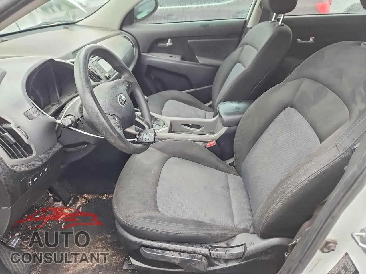 2016 KIA SPORTAGE Damaged VIN KNDPB3AC8G7862547 – exterior detail 2016 KIA SPORTAGE Damaged VIN KNDPB3AC8G7862547 – exterior detail