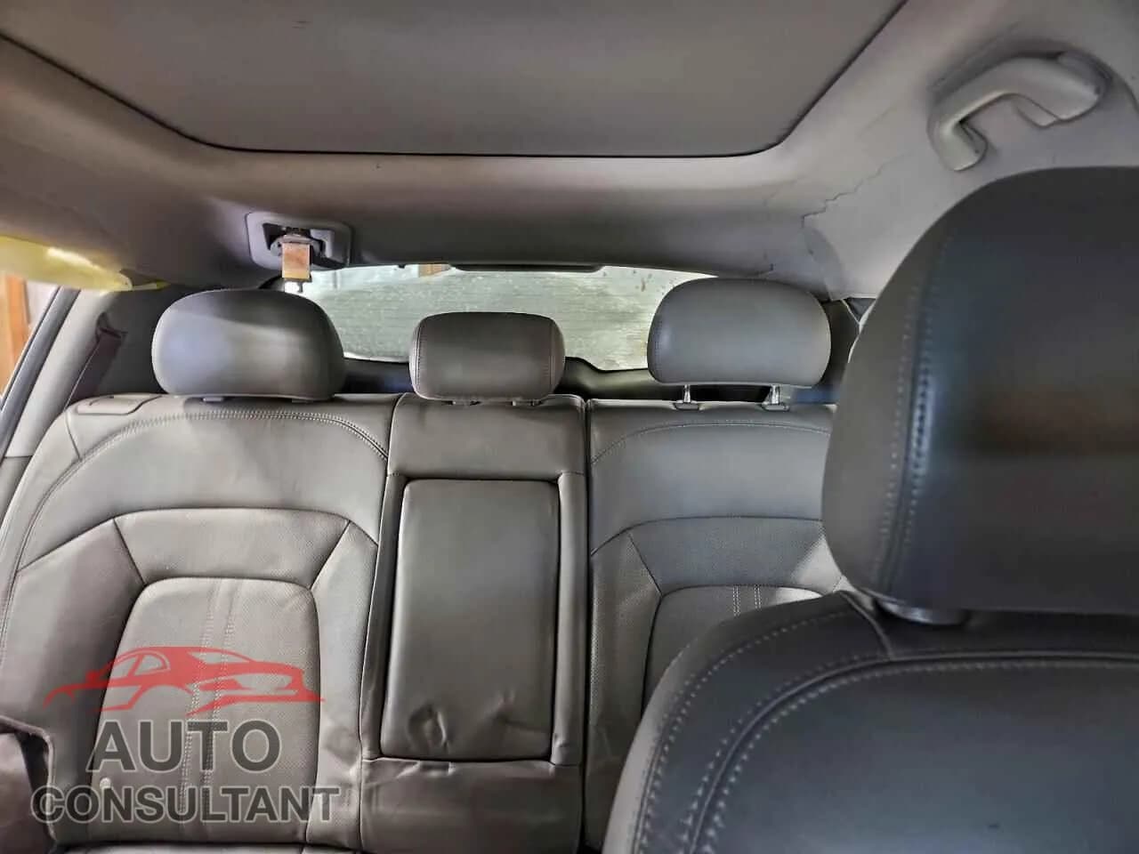 2013 KIA SPORTAGE Damaged VIN KNDPCCA20D7531056 – odometer reading 2013 KIA SPORTAGE Damaged VIN KNDPCCA20D7531056 – odometer reading