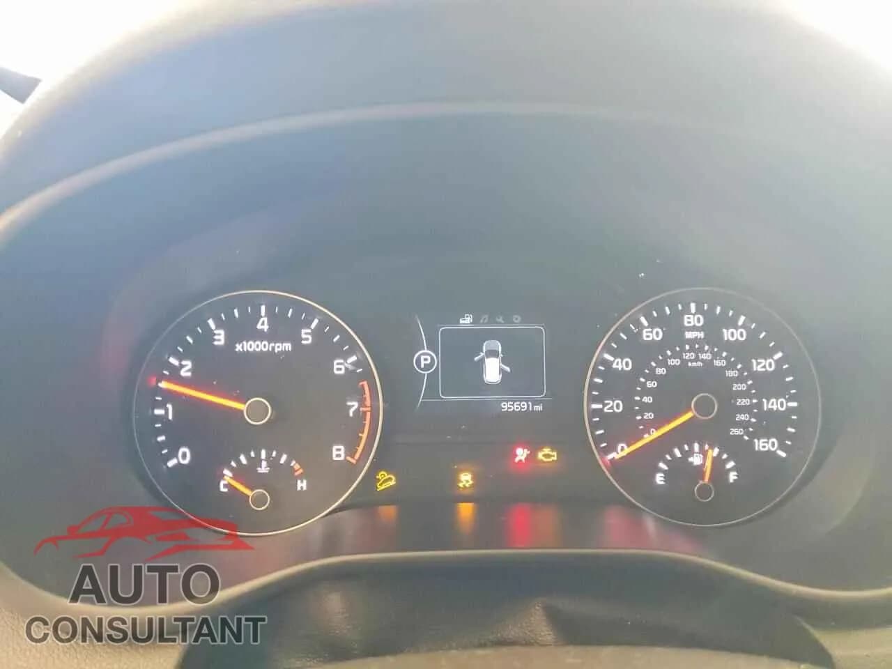 2018 KIA SPORTAGE Damaged VIN KNDPM3AC4J7489234 – trunk area 2018 KIA SPORTAGE Damaged VIN KNDPM3AC4J7489234 – trunk area