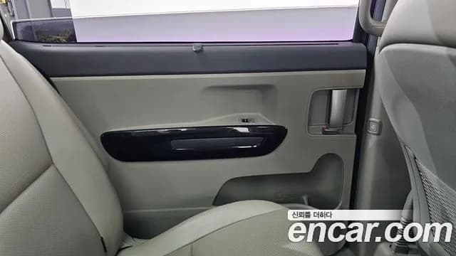 2017 Kia All New Carnival 11-seater Prestige Sold VIN KNHMF37ABHS336774 – side profile 2017 Kia All New Carnival 11-seater Prestige Sold VIN KNHMF37ABHS336774 – side profile