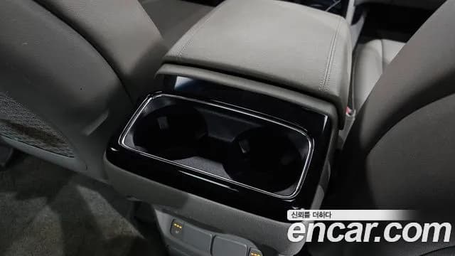 2017 Kia All New Carnival 11-seater Prestige Sold VIN KNHMF37ABHS336774 – photo 12 2017 Kia All New Carnival 11-seater Prestige Sold VIN KNHMF37ABHS336774 – photo 12