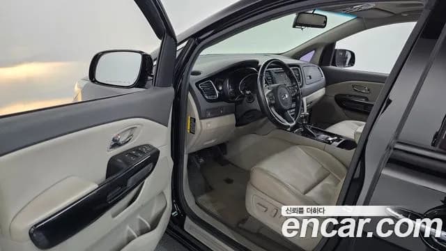 2017 Kia All New Carnival 11-seater Prestige Sold VIN KNHMF37ABHS336774 – photo 14 2017 Kia All New Carnival 11-seater Prestige Sold VIN KNHMF37ABHS336774 – photo 14