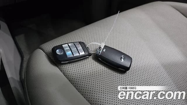 2017 Kia All New Carnival 11-seater Prestige Sold VIN KNHMF37ABHS336774 – photo 21 2017 Kia All New Carnival 11-seater Prestige Sold VIN KNHMF37ABHS336774 – photo 21