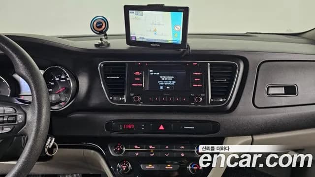 2018 Kia All New Carnival 11-seater Deluxe Sold VIN KNHMF37ABJS410497 – side profile 2018 Kia All New Carnival 11-seater Deluxe Sold VIN KNHMF37ABJS410497 – side profile