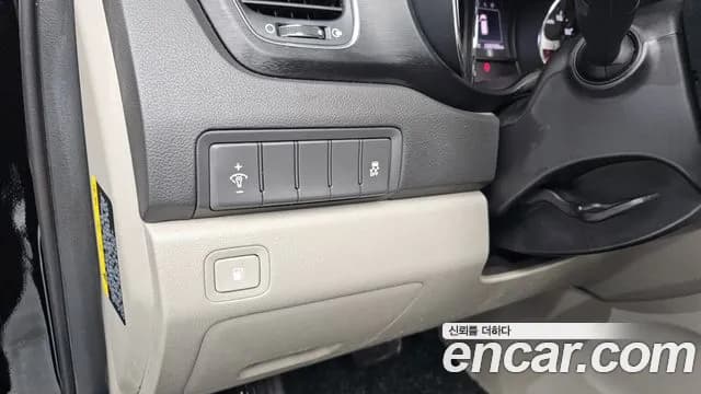 2018 Kia All New Carnival 11-seater Deluxe Sold VIN KNHMF37ABJS410497 – engine bay 2018 Kia All New Carnival 11-seater Deluxe Sold VIN KNHMF37ABJS410497 – engine bay