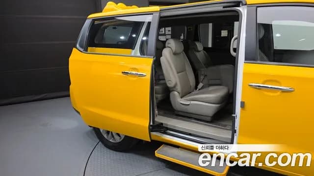 2019 Kia The New Carnival 11-Seater School bus Sold VIN KNHMF37ABKS475377 – photo 27 2019 Kia The New Carnival 11-Seater School bus Sold VIN KNHMF37ABKS475377 – photo 27
