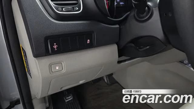2019 Kia The New Carnival 11-Seater Deluxe Sold VIN KNHMF37ABKS499349 – photo 13 2019 Kia The New Carnival 11-Seater Deluxe Sold VIN KNHMF37ABKS499349 – photo 13