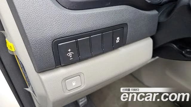 2019 Kia The New Carnival 11-Seater Deluxe Sold VIN KNHMF37ABKS512462 – odometer reading 2019 Kia The New Carnival 11-Seater Deluxe Sold VIN KNHMF37ABKS512462 – odometer reading