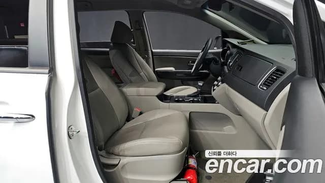 2019 Kia The New Carnival 11-Seater Deluxe Sold VIN KNHMF37ABKS512462 – photo 23 2019 Kia The New Carnival 11-Seater Deluxe Sold VIN KNHMF37ABKS512462 – photo 23