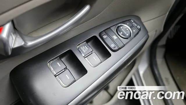 2019 Kia The New Carnival 11-Seater Deluxe Sold VIN KNHMF37ABKS563416 – photo 15 2019 Kia The New Carnival 11-Seater Deluxe Sold VIN KNHMF37ABKS563416 – photo 15