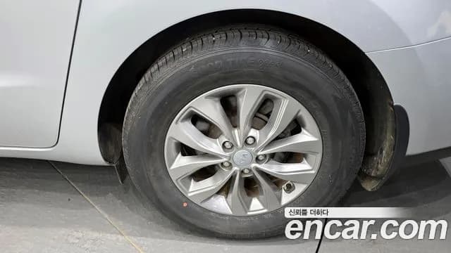 2019 Kia The New Carnival 11-Seater Deluxe Sold VIN KNHMF37ABKS563416 – photo 17 2019 Kia The New Carnival 11-Seater Deluxe Sold VIN KNHMF37ABKS563416 – photo 17