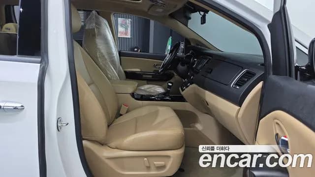 2019 Kia The New Carnival 11-Seater Prestige Sold VIN KNHMF37ABKS611305 – photo 18 2019 Kia The New Carnival 11-Seater Prestige Sold VIN KNHMF37ABKS611305 – photo 18