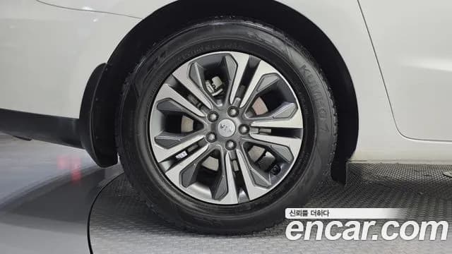2019 Kia The New Carnival 11-Seater Prestige Sold VIN KNHMF37ABKS611305 – photo 23 2019 Kia The New Carnival 11-Seater Prestige Sold VIN KNHMF37ABKS611305 – photo 23