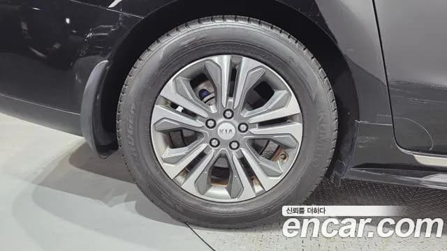 2020 Kia The New Carnival 11-Seater Prestige Sold VIN KNHMF37ABLS618324 – interior seats 2020 Kia The New Carnival 11-Seater Prestige Sold VIN KNHMF37ABLS618324 – interior seats