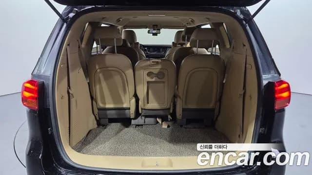 2020 Kia The New Carnival 11-Seater Prestige Sold VIN KNHMF37ABLS618324 – photo 13 2020 Kia The New Carnival 11-Seater Prestige Sold VIN KNHMF37ABLS618324 – photo 13