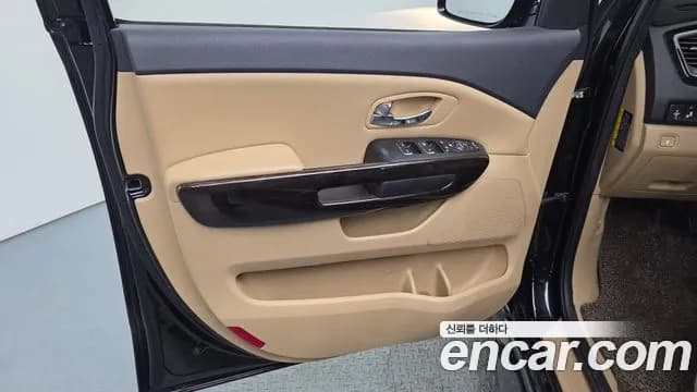 2020 Kia The New Carnival 11-Seater Prestige Sold VIN KNHMF37ABLS618324 – photo 23 2020 Kia The New Carnival 11-Seater Prestige Sold VIN KNHMF37ABLS618324 – photo 23