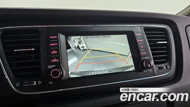 2020 Kia The New Carnival 11-Seater Deluxe Sold VIN KNHMF37ABLS670137 – interior seats 2020 Kia The New Carnival 11-Seater Deluxe Sold VIN KNHMF37ABLS670137 – interior seats