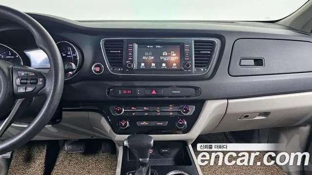 2020 Kia The New Carnival 11-Seater Deluxe Sold VIN KNHMF37ABLS670137 – photo 11 2020 Kia The New Carnival 11-Seater Deluxe Sold VIN KNHMF37ABLS670137 – photo 11