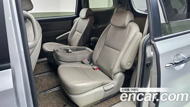 2020 Kia The New Carnival 11-Seater Deluxe Sold VIN KNHMF37ABLS670137 – photo 17 2020 Kia The New Carnival 11-Seater Deluxe Sold VIN KNHMF37ABLS670137 – photo 17