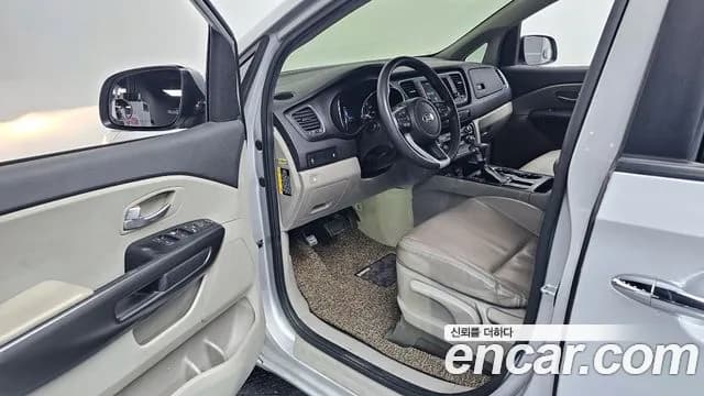2020 Kia The New Carnival 11-Seater Deluxe Sold VIN KNHMF37ABLS670137 – photo 18 2020 Kia The New Carnival 11-Seater Deluxe Sold VIN KNHMF37ABLS670137 – photo 18