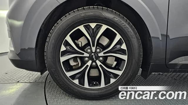 2022 Kia Carnival 4th Gen Gasoline 11-Seater Prestige Sold VIN KNHNB373BNS181298 – rear exterior 2022 Kia Carnival 4th Gen Gasoline 11-Seater Prestige Sold VIN KNHNB373BNS181298 – rear exterior