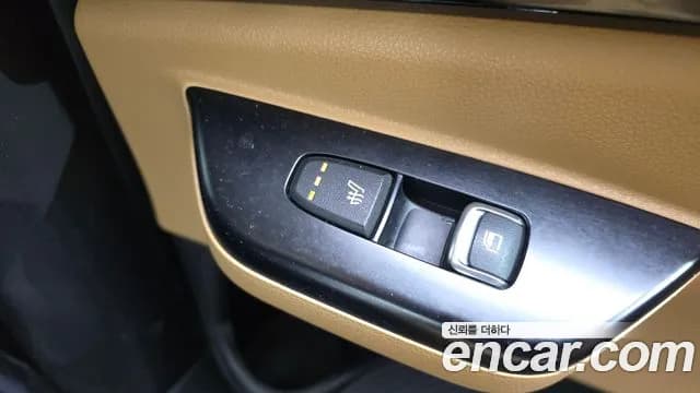 2021 Kia Carnival 4Generation 11-Seater Prestige Sold VIN KNHNB37BBMS079225 – interior seats 2021 Kia Carnival 4Generation 11-Seater Prestige Sold VIN KNHNB37BBMS079225 – interior seats