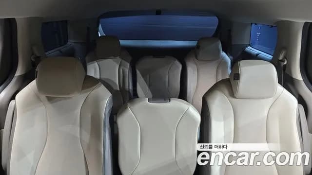 2023 Kia Carnival 4Generation Gasoline 11-Seater Noblesse Sold VIN KNHNC373BPS228426 – interior seats 2023 Kia Carnival 4Generation Gasoline 11-Seater Noblesse Sold VIN KNHNC373BPS228426 – interior seats