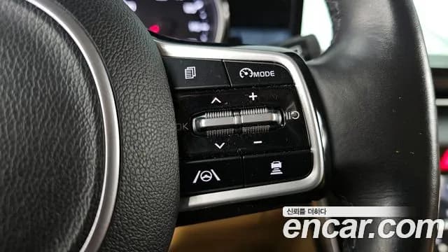 2022 Kia Carnival 4Generation 11-Seater Noblesse Sold VIN KNHNC37BBNS174292 – trunk area 2022 Kia Carnival 4Generation 11-Seater Noblesse Sold VIN KNHNC37BBNS174292 – trunk area