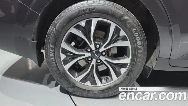 2023 Kia Carnival 4Generation 11-Seater Noblesse Sold VIN KNHNC37BBPS293109 – side profile 2023 Kia Carnival 4Generation 11-Seater Noblesse Sold VIN KNHNC37BBPS293109 – side profile