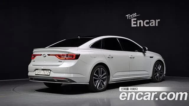 2017 Renault SM6 1.5 dCi LE Sold VIN KNMA4B2LMHP009964 – exterior detail 2017 Renault SM6 1.5 dCi LE Sold VIN KNMA4B2LMHP009964 – exterior detail