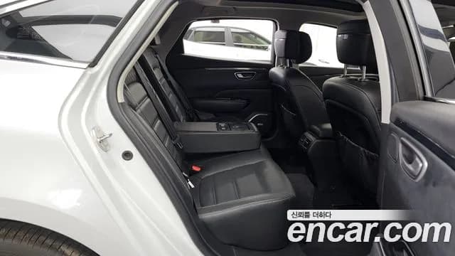 2017 Renault SM6 1.5 dCi LE Sold VIN KNMA4B2LMHP009964 – trunk area 2017 Renault SM6 1.5 dCi LE Sold VIN KNMA4B2LMHP009964 – trunk area