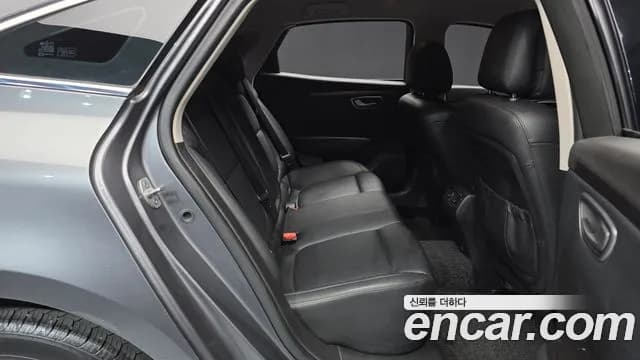 2019 Renault SM6 1.5 dCi SE Sold VIN KNMA4B2LMKP010188 – photo 13 2019 Renault SM6 1.5 dCi SE Sold VIN KNMA4B2LMKP010188 – photo 13