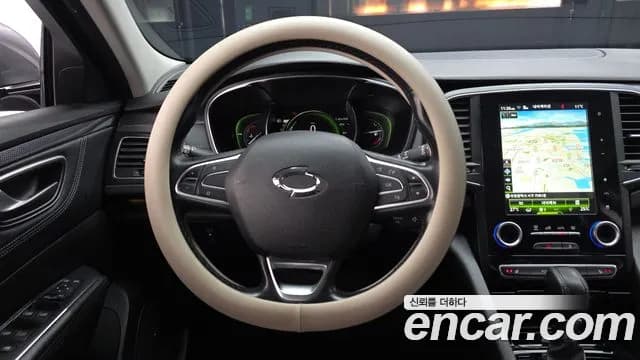 2019 Renault SM6 1.5 dCi LE Sold VIN KNMA4B2LMKP010606 – trunk area 2019 Renault SM6 1.5 dCi LE Sold VIN KNMA4B2LMKP010606 – trunk area