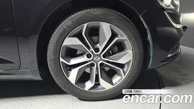 2019 Renault SM6 1.5 dCi SE Sold VIN KNMA4B2LMKP011662 – interior seats 2019 Renault SM6 1.5 dCi SE Sold VIN KNMA4B2LMKP011662 – interior seats