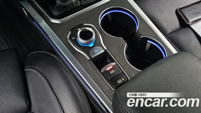 2023 Renault The New SM6 1.3 TCe RE Sold VIN KNMA4B2RMPP005027 – interior seats 2023 Renault The New SM6 1.3 TCe RE Sold VIN KNMA4B2RMPP005027 – interior seats