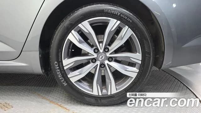 2023 Renault The New SM6 1.3 TCe RE Sold VIN KNMA4B2RMPP005322 – interior seats 2023 Renault The New SM6 1.3 TCe RE Sold VIN KNMA4B2RMPP005322 – interior seats