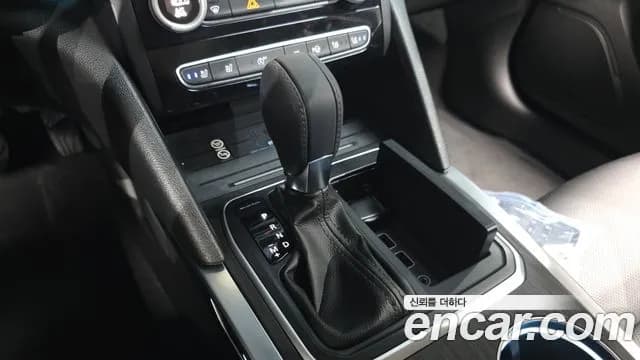 2023 Renault The New SM6 1.3 TCe Feel Sold VIN KNMA4B2RMPP006375 – rear exterior 2023 Renault The New SM6 1.3 TCe Feel Sold VIN KNMA4B2RMPP006375 – rear exterior