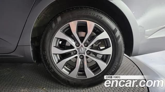 2023 Renault The New SM6 1.3 TCe Feel Sold VIN KNMA4B2RMPP006375 – photo 17 2023 Renault The New SM6 1.3 TCe Feel Sold VIN KNMA4B2RMPP006375 – photo 17