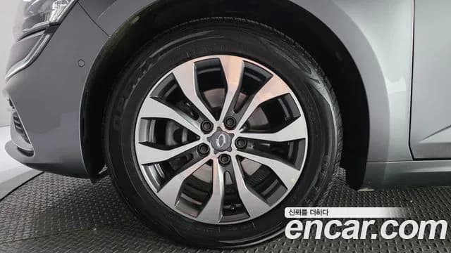 2023 Renault The New SM6 1.3 TCe Feel Sold VIN KNMA4B2RMPP006375 – photo 26 2023 Renault The New SM6 1.3 TCe Feel Sold VIN KNMA4B2RMPP006375 – photo 26