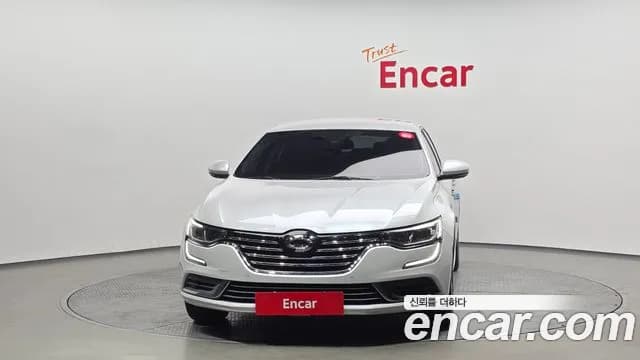 2017 Renault SM6 2.0 GDe RE Sold VIN KNMA4C2BMHP047157 – exterior detail 2017 Renault SM6 2.0 GDe RE Sold VIN KNMA4C2BMHP047157 – exterior detail